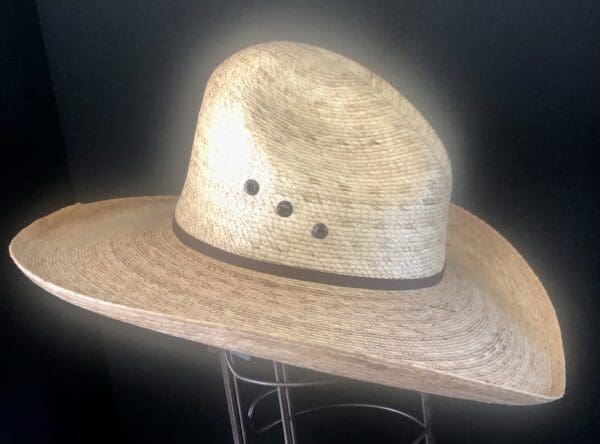 The Hondo Gus Palm Leaf - Image 3