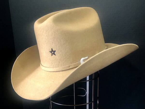 Cattlemen Creased Felts