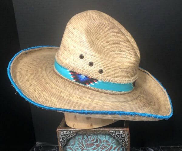 The Navajo Queen - Image 4