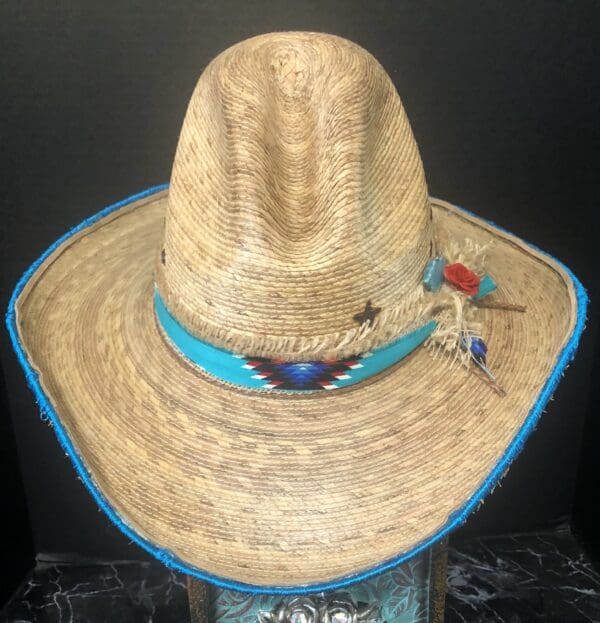 The Navajo Queen - Image 6